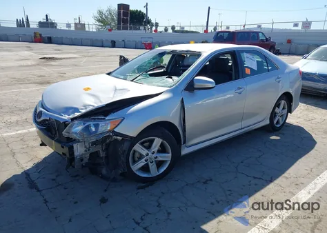 2012 Toyota Camry Se z USA, uszkodzony, nr VIN 4T1BF1FK3CU065441